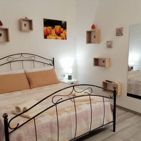 Ferienwohnung Rosso Moro Ragusa Exterior foto